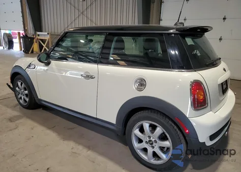 2009 Mini Cooper S from USA, damaged, VIN WMWMF73509TW83147